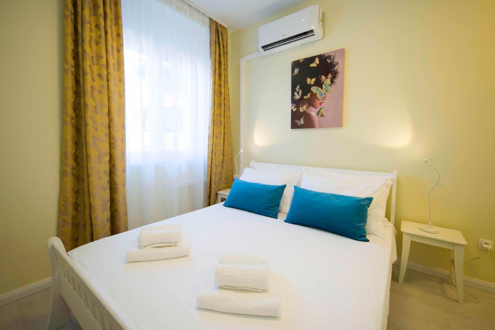 A-More Accommodation Split Exterior photo